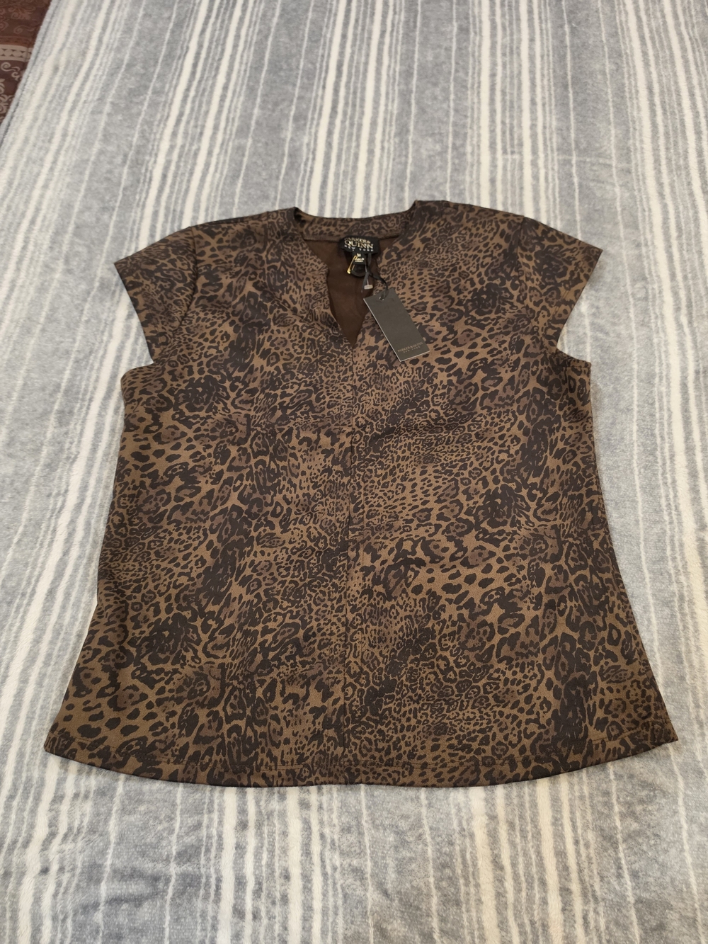 Women’s Brown Leopard Print Cap-Sleeve Blouse